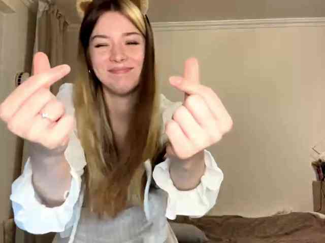 EvangelinaConney webcam