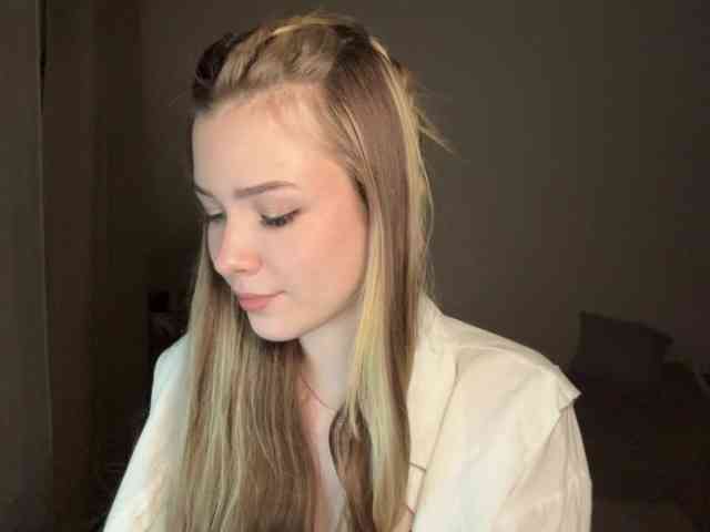 EvangelinaConney webcam