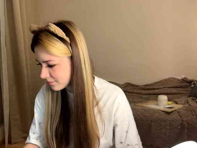 EvangelinaConney webcam