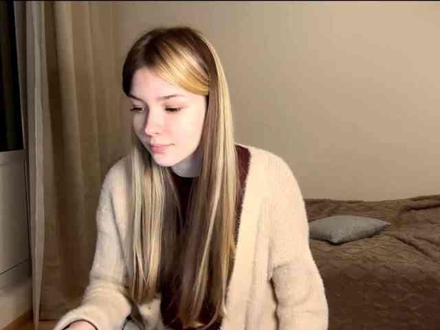 EvangelinaConney webcam