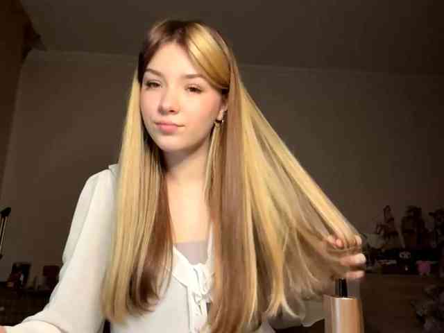 EvangelinaConney webcam