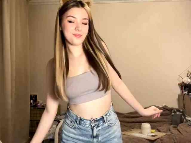 EvangelinaConney webcam