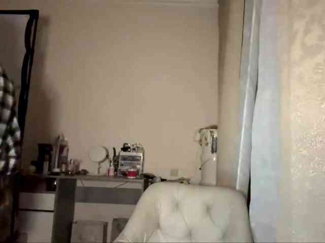 EvangelinaConney webcam