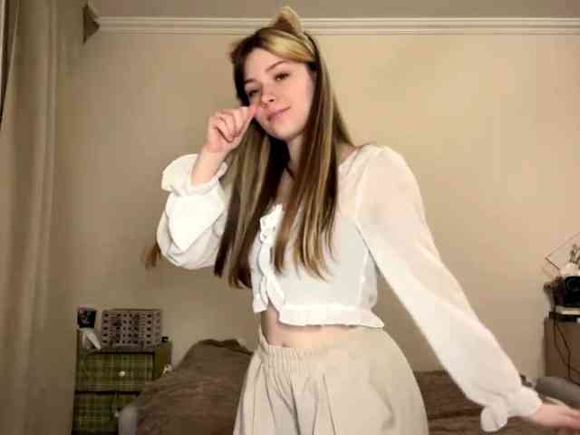 EvangelinaConney webcam