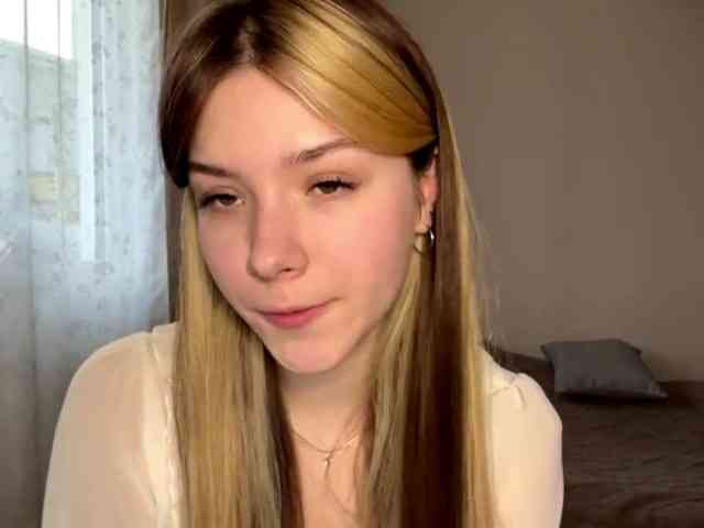 EvangelinaConney webcam