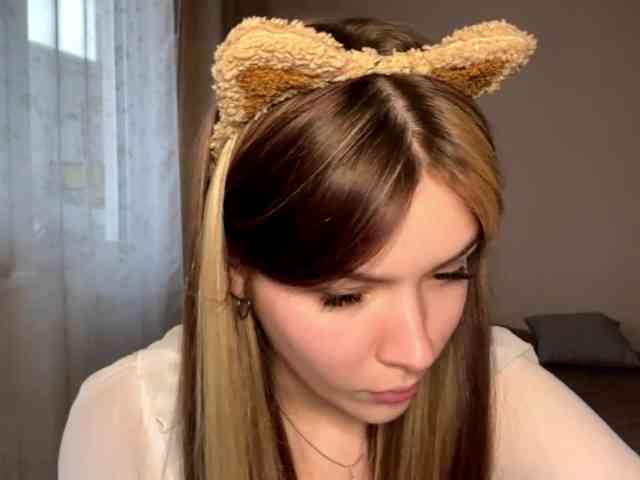 EvangelinaConney webcam