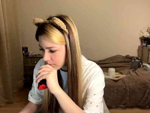 EvangelinaConney webcam