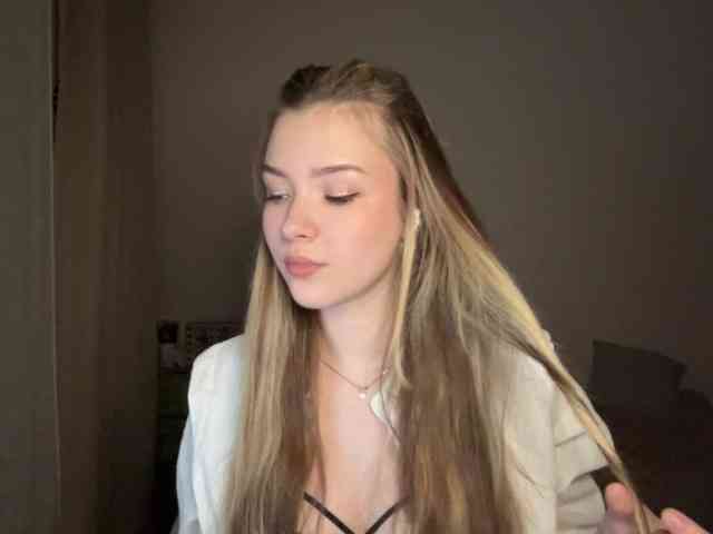 EvangelinaConney webcam