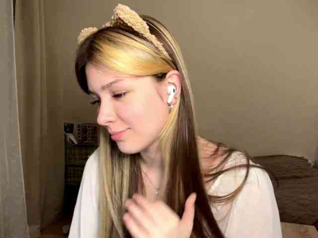 EvangelinaConney webcam