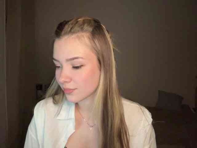 EvangelinaConney webcam