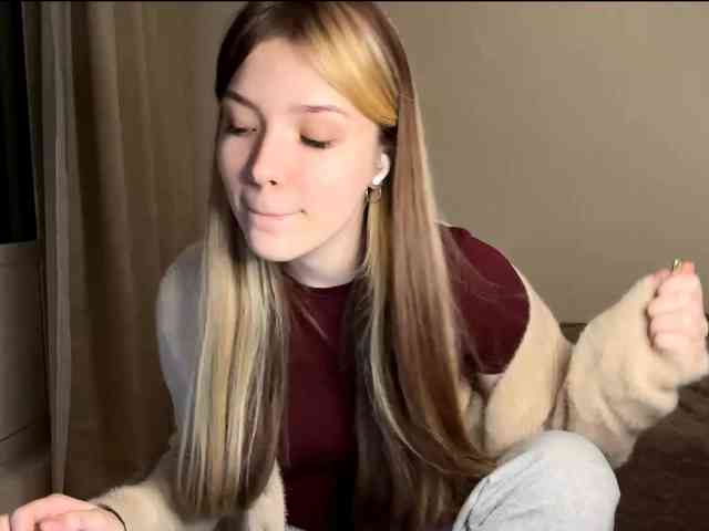 EvangelinaConney webcam