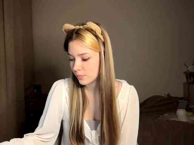 EvangelinaConney webcam