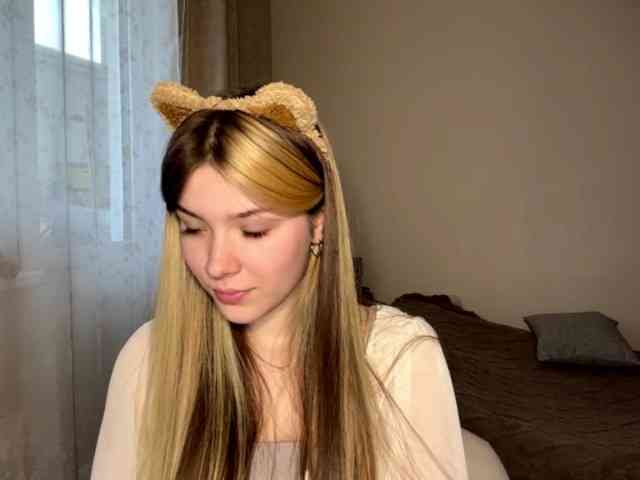 EvangelinaConney webcam