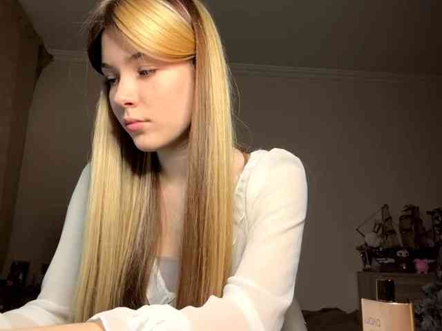 EvangelinaConney webcam