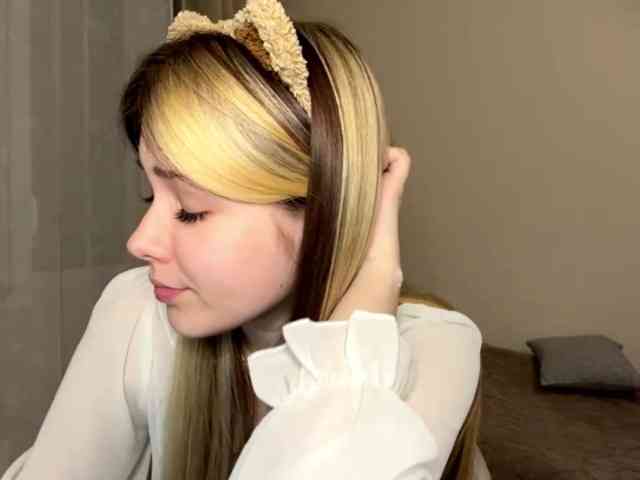 EvangelinaConney webcam