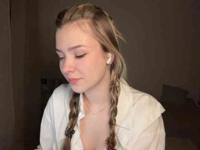 EvangelinaConney webcam