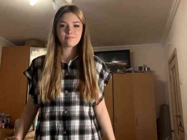 EvangelinaConney webcam