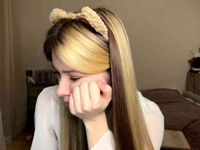 EvangelinaConney webcam