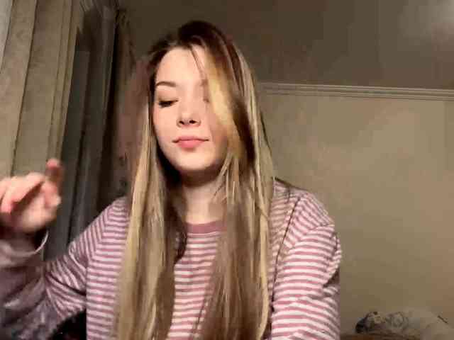 EvangelinaConney webcam