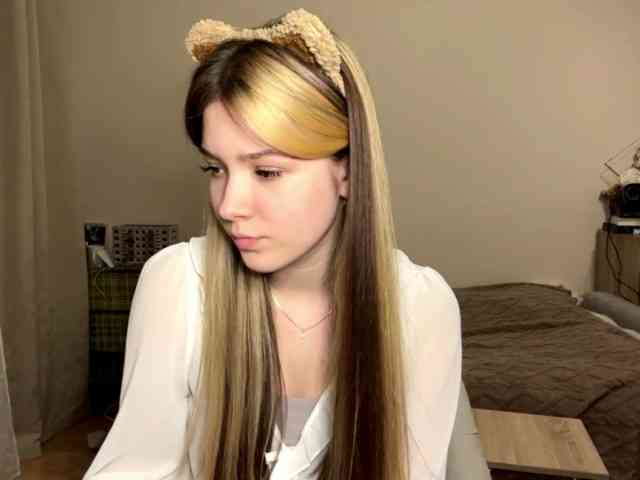 EvangelinaConney webcam