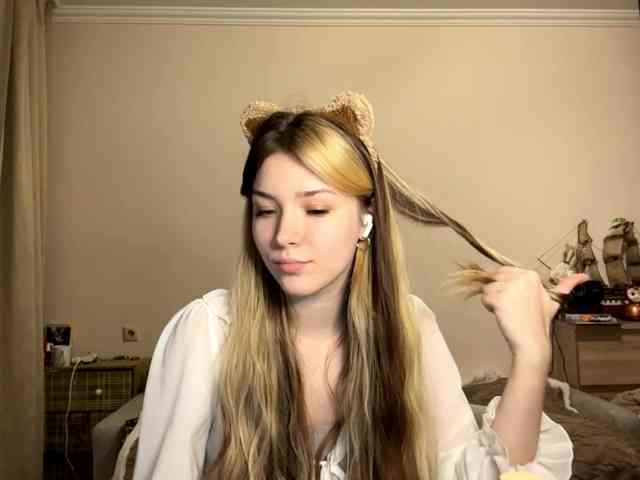 EvangelinaConney webcam