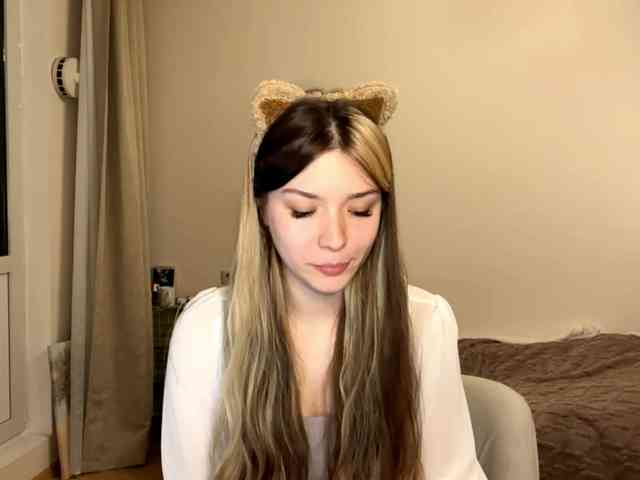 EvangelinaConney webcam