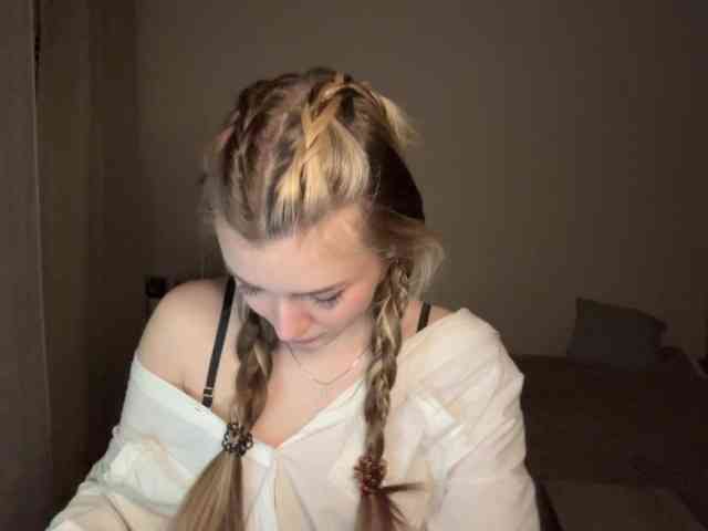 EvangelinaConney webcam