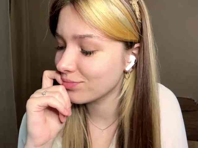 EvangelinaConney webcam