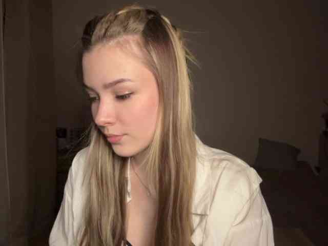 EvangelinaConney webcam