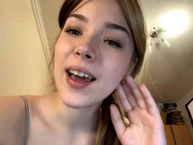 EvangelinaConney webcam