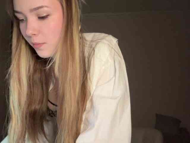 EvangelinaConney webcam