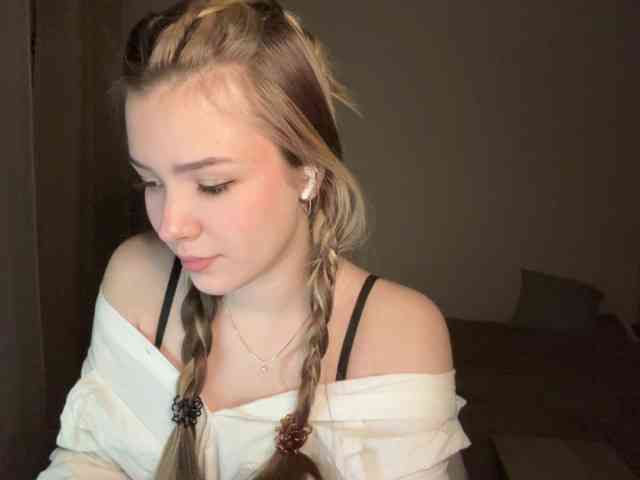 EvangelinaConney webcam