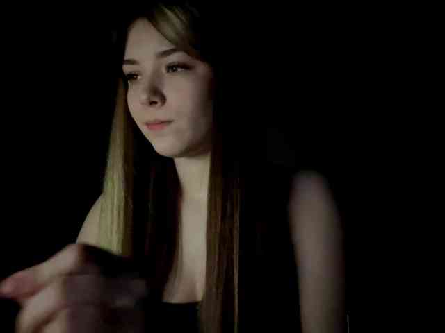 EvangelinaConney webcam