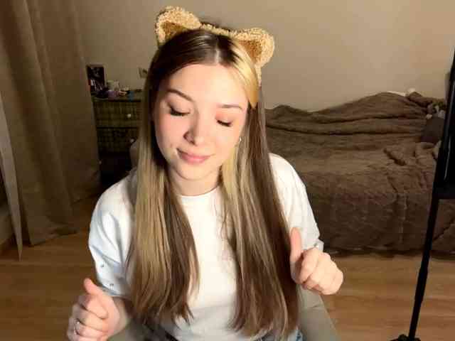 EvangelinaConney webcam