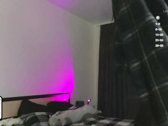 meowmeow-Mia's BongaCams show and profile