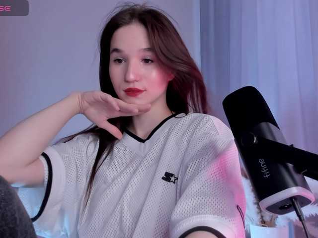 Aureliaa's BongaCams show and profile