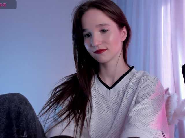 Aureliaa — Eva is with you, good mood to everyone! support with your donations.. GOAL: pull jeans down to panties close-up @total -- countdown: @sofar collected, @remain left before the show starts!