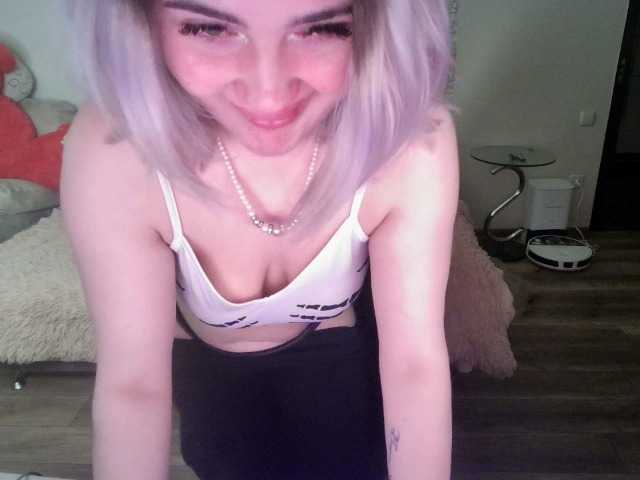 SlankyMic's BongaCams show and profile