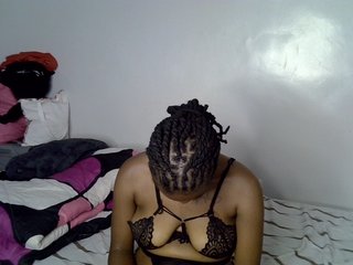 PrettyPicky's Live Webcam