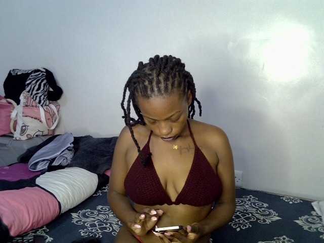 PrettyPicky – webcam model profile photo