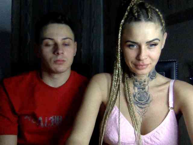 SsaasshhaaCcaarrllooss webcam