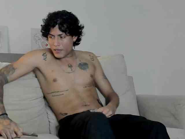 Limitless-Skyy webcam