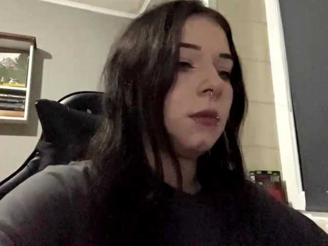 AdenaShima – webcam model profile photo