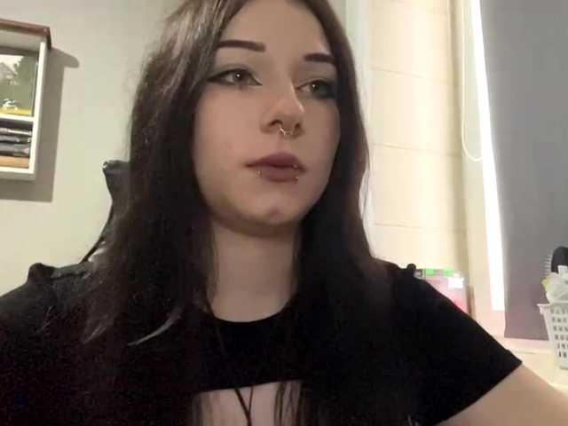 AdenaShima – webcam model profile photo