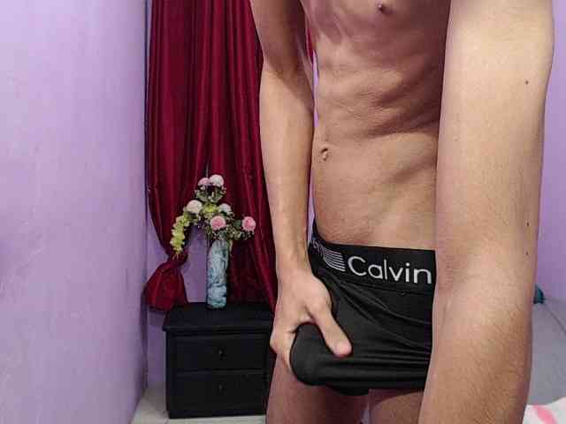 sexysbigcock sexysbigcock