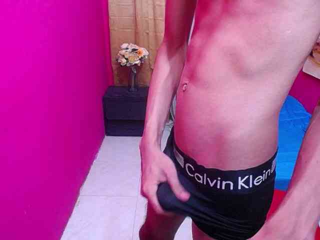 sexysbigcock sexysbigcock