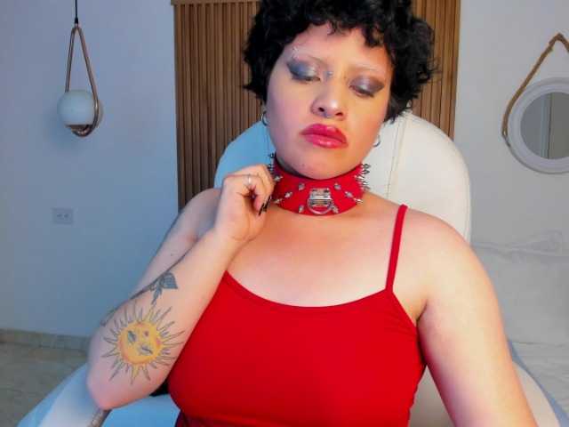 AlaskaDeluxe's BongaCams show and profile