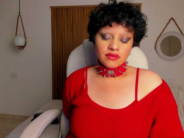 AlaskaDeluxe's BongaCams show and profile