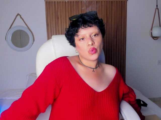 AlaskaDeluxe's BongaCams show and profile