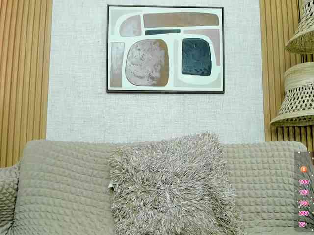 Kitty-wild-19 webcam